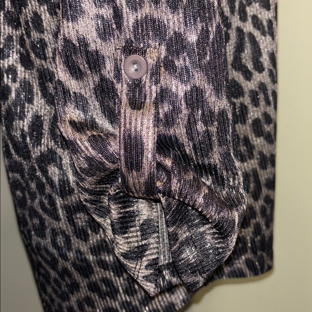 Chances R Top Size Small - Picture 4 of 6